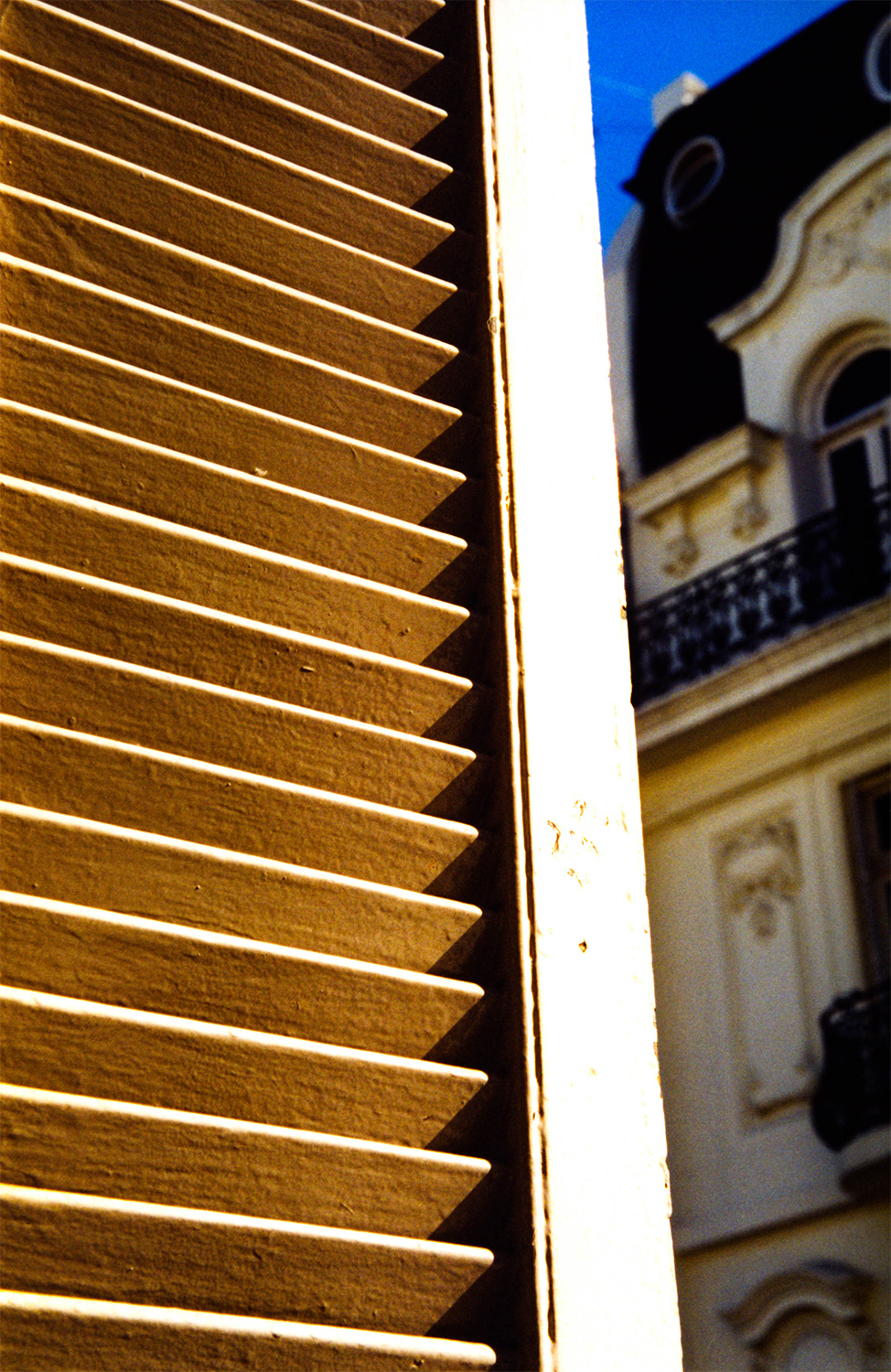 <p>A shutter on a balcony in Buenos Aires.</p>