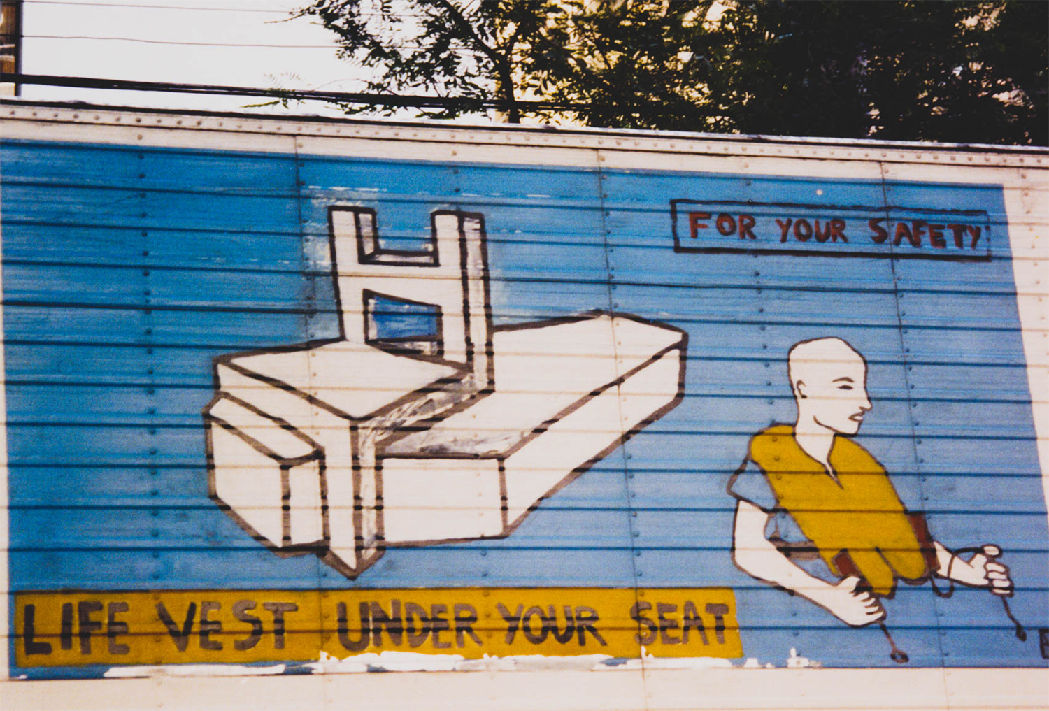 <p>An esoteric message painted on the side of a truck in São Paulo, Brazil.</p>