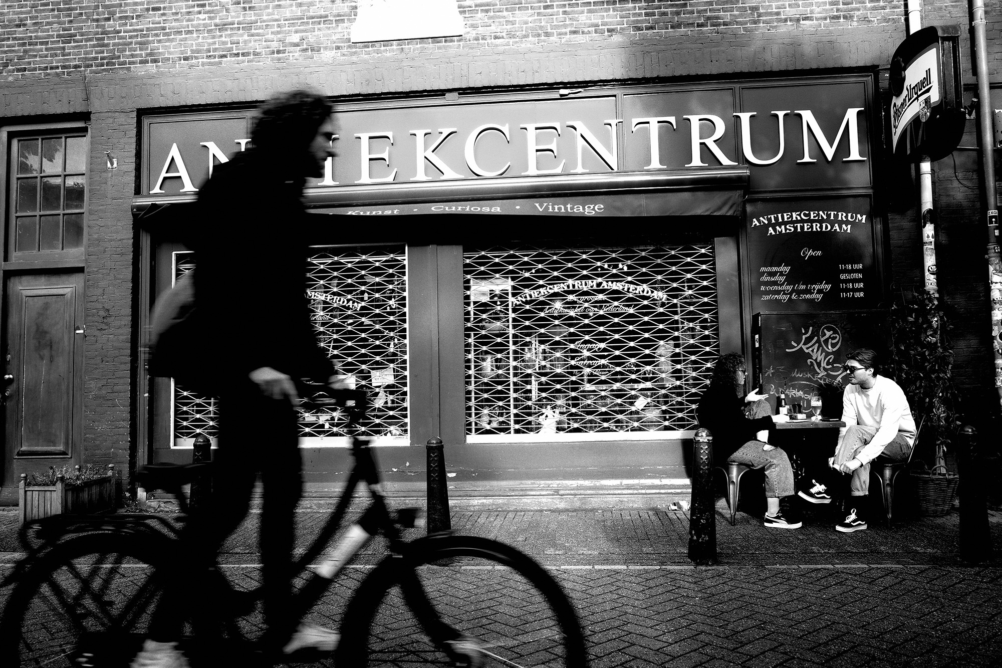 <p>A street scene in Amsterdam.</p>