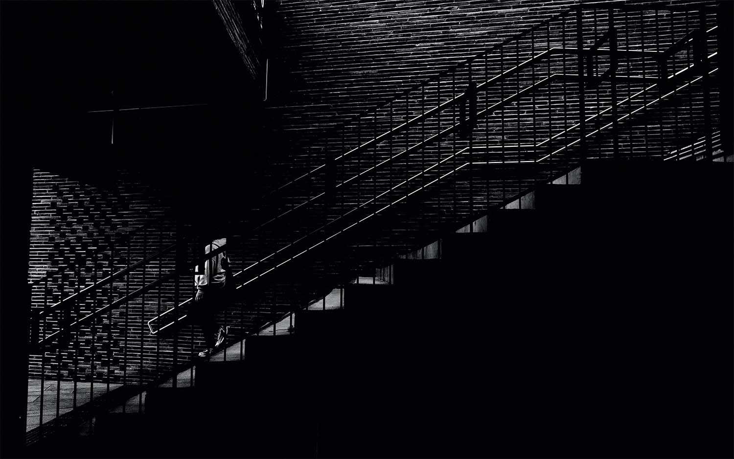 <p>Descending the stairs in Voss.</p>